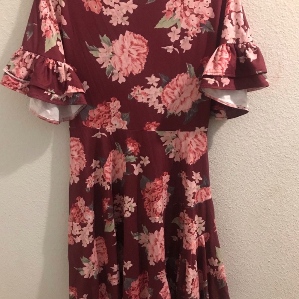 Mia Joy Joyfolie Floral Ruffle-Sleeve Dress in Burgundy and Pink NWOT Size 14
